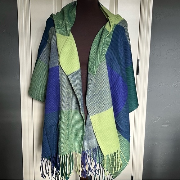Plaid Scarf Blue/Green NWT - Picture 1 of 4